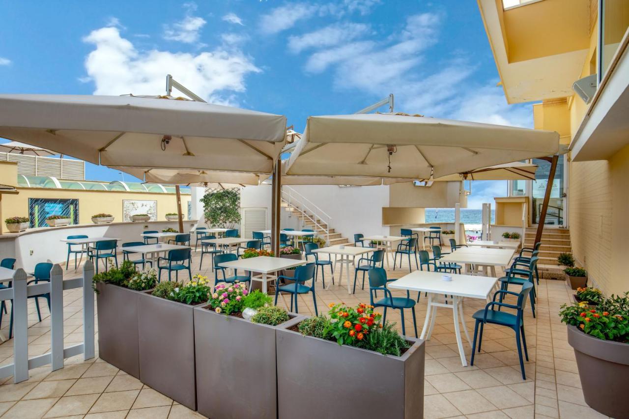 Hotel Miramare Latina Ngoại thất bức ảnh