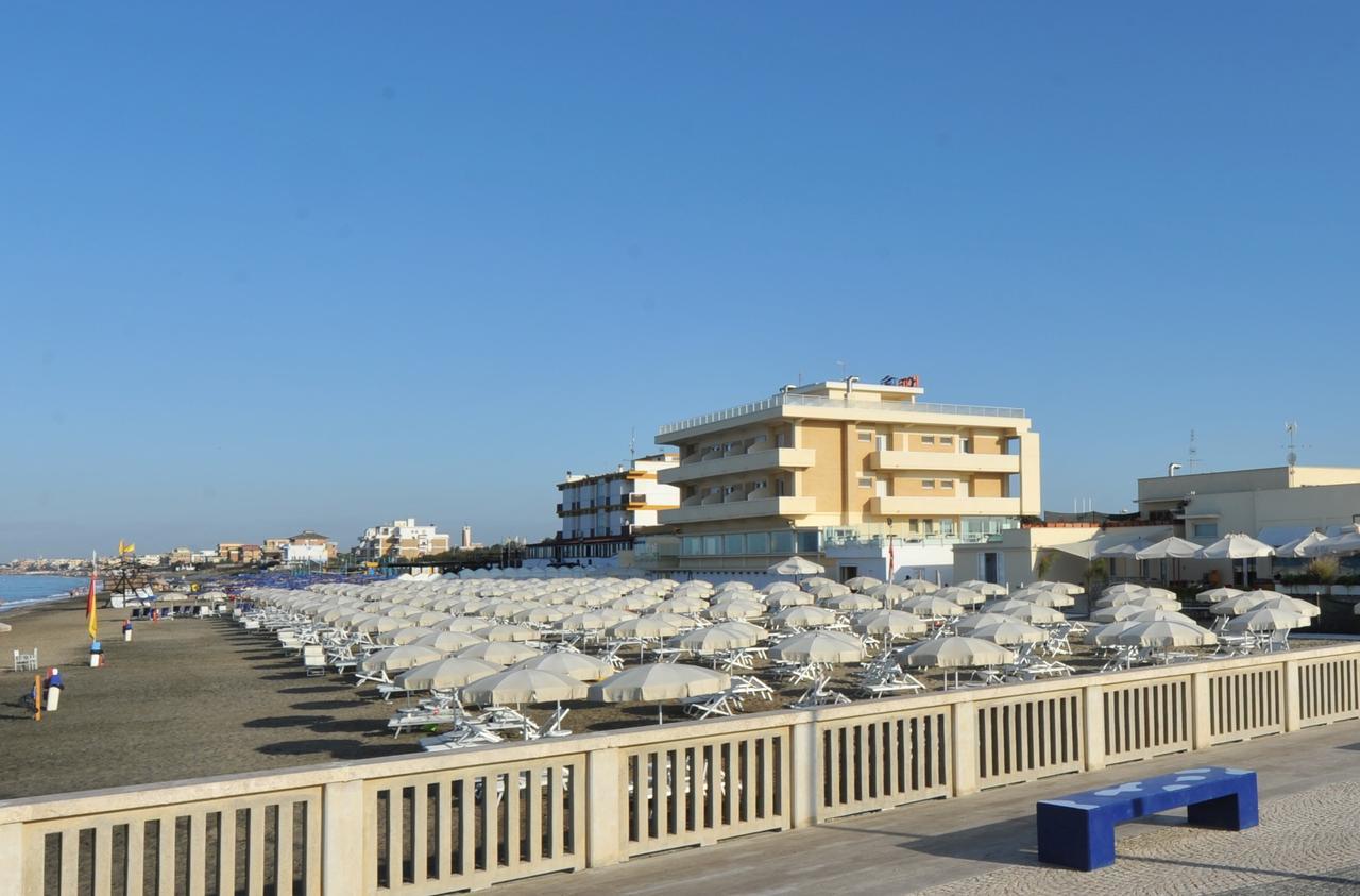 Hotel Miramare Latina Ngoại thất bức ảnh